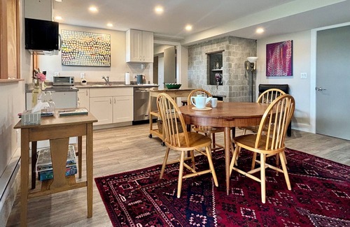 Courtenay House | Waterfront Getaway while visiting family, near Bike Trails, and Nature Walks.