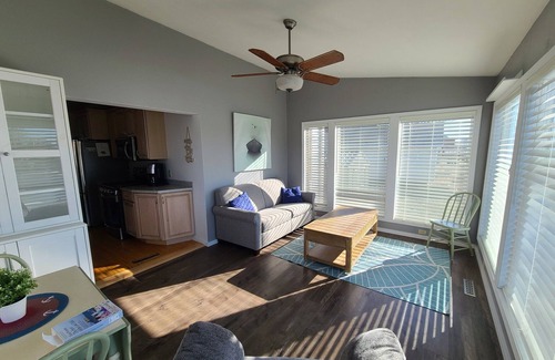 Algoma House | Waterfront Getaway with Boat Slip/Dock and Spectacular Sunsets on Ahnapee River