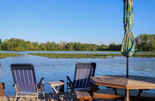 Lakeview Cottage | Waterfront, Gorgeous Views, Great Fishing AC, WIFI, Kayaks