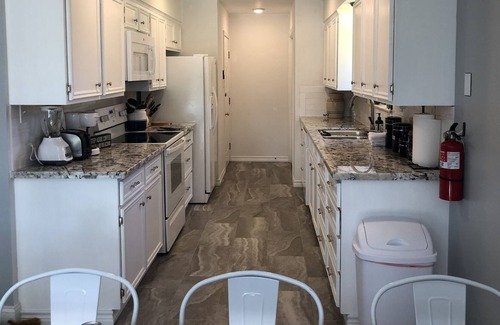 Blanchard House | Waterfront Group-friendly House on Livingston