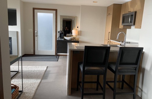 Three Tree Point House | Waterfront Guesthouse - Stunning Water & Mountain Views plus Fire Pit