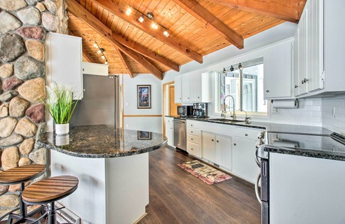 Nisswa House | Waterfront Gull Lake w/Dock: Family Friendly!
