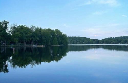 Haliburton House | Waterfront Haliburton, All Season, Fully Equipped Cottage!