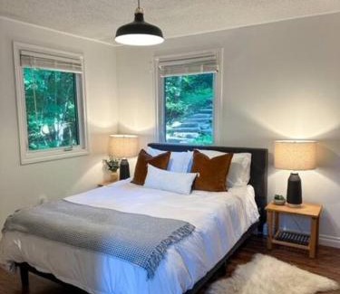 Haliburton House | Waterfront Haliburton, All Season, Fully Equipped Cottage!
