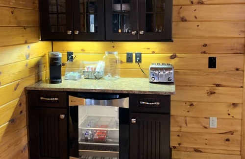 Lanexa Cabin | Waterfront Handicap accessible home with Fire pit, hot tub & dock