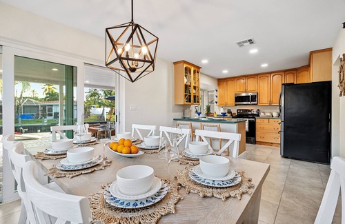 Fort Lauderdale House | Waterfront*HeatedPool+SPA*Kayak/Boards*Bbq