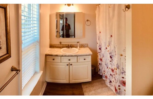 Fox Hill - Grandview House | Waterfront Hideaway By The Bay Nestled Between 2 Nature Preserves w/ Ocean Views
