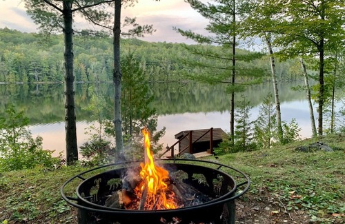 North Frontenac Cabin | Waterfront, High-speed Internet, Near Bon Echo Park!