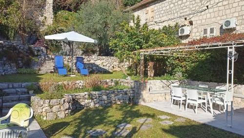 Perast Villa | Waterfront Historical Villa Perast