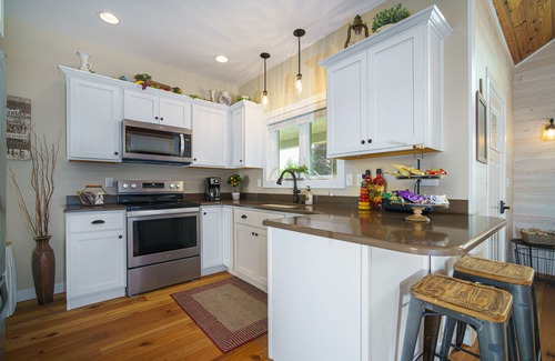 Two Rivers House | WATERFRONT Home-Amazing sunsets, extra amenities, kayaks, canoe, paddle board~