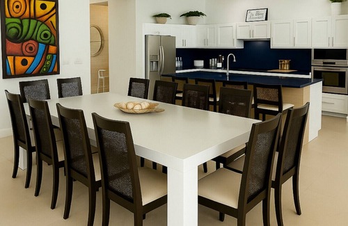 Alice Town Villa | Waterfront Home w/Ocean View | Pool, Dock & Games