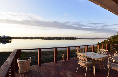 Crawfordville House | WATERFRONT Home - Dolphins, Sunsets, Fishing, Kayaks, Canoe, Wildlife