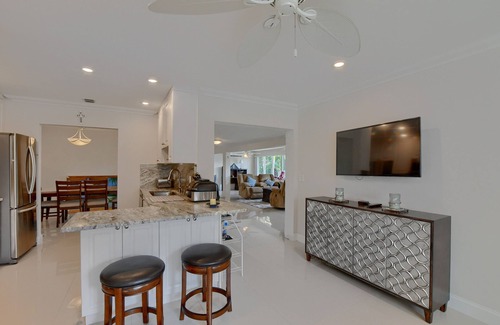 Delray Beach House | Waterfront Home! Gulf Stream with Kayaks
