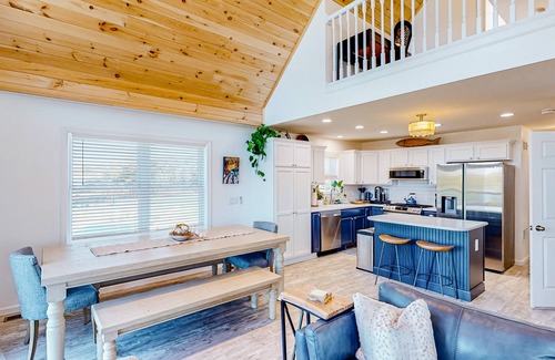 North Hero House | Waterfront home on Lake Champlain with pool, hot tub, dock, kayak & canoe