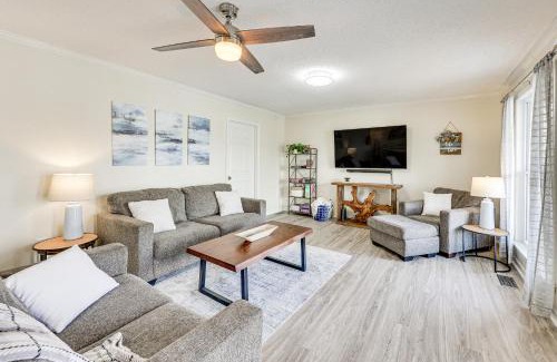 Royal House | Waterfront Home on Lake Hamilton with Dock and 2 Decks