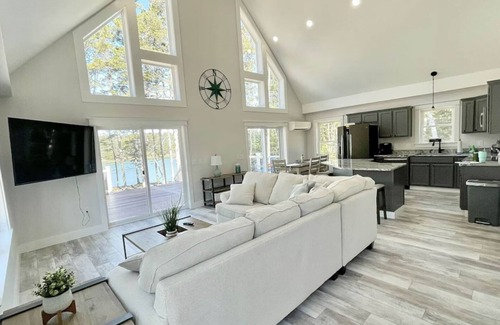 Steuben House | Waterfront Home on Private Island with HOT TUB
