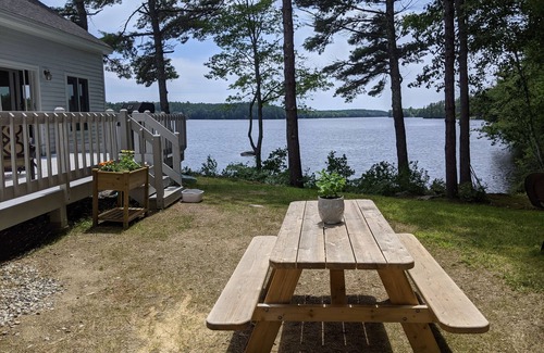 Damariscotta House | Waterfront home on beautiful Biscay Pond in Maine
