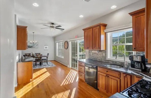 Greenwood Lake House | Waterfront Home with Hot Tub, Kayaks, and Fast Wifi