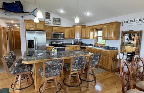 Pelican Lake House | Waterfront home