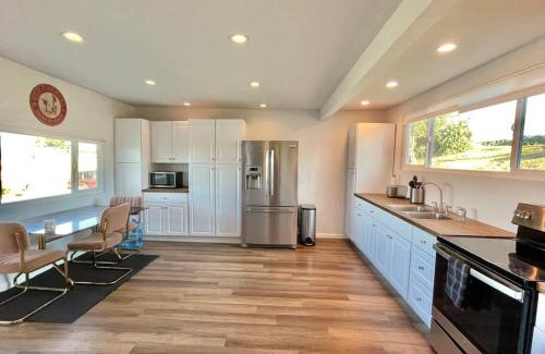 Bethel Island Villa | Waterfront Home w 40x16 Berth