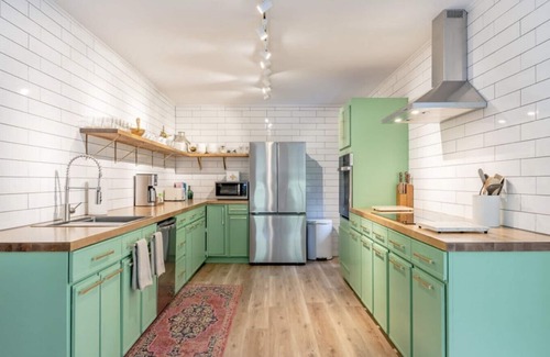 Mount Marion House | Waterfront Home w/Hot Tub and Fireplace on Esopus Creek