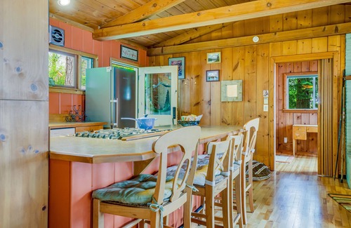 Gig Harbor House | Waterfront Home w/Private Beach, Deck, Wood Fireplace, Sound View
