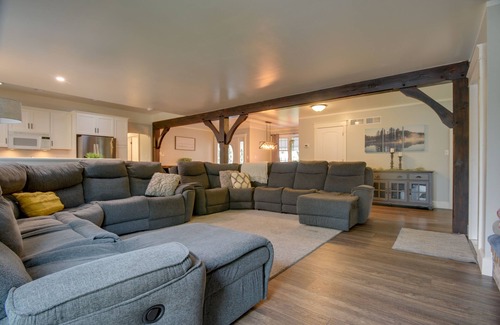 Wrightsville House | Waterfront Home w/Hot Tub in Wrightsville!