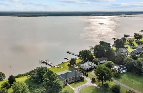 Tappahannock House | Waterfront Home with Hot Tub, Dock, Fire Pit, and Private Dock