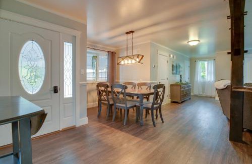 Wrightsville House | Waterfront Home with Hot Tub in Wrightsville!