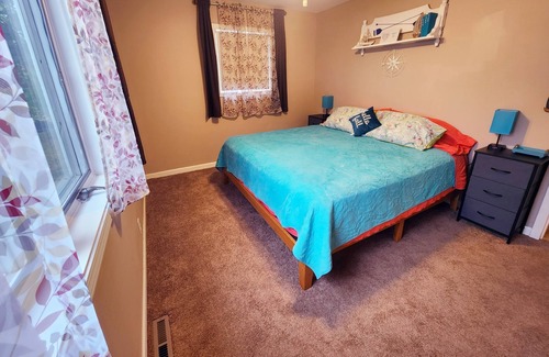 Weidman House | Waterfront - Hot Tub, Game room, Kayaks, Paddle king!