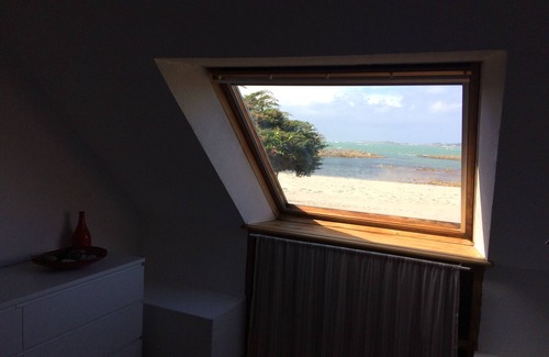Santec House | Waterfront house near roscoff with breathtaking view of batz island