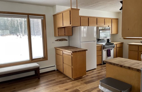 Skanee House | Waterfront House on Huron Bay - Lake Superior - Sleeps 10!