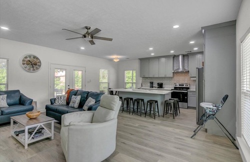 Brookeland House | Waterfront house on Sam Rayburn