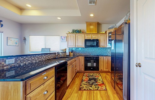 Rockport House | Waterfront house with private patio, dock access and free WiFi