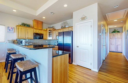 Rockport House | Waterfront house with private patio, dock access and free WiFi