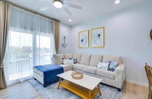Hudson Beach Estates House | Waterfront Hudson Townhome with Dock Access!