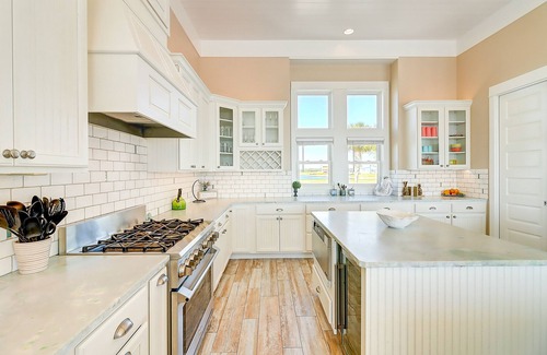 Rockport House | Waterfront infinity pool paradise with stunning sunset views at The Reserve