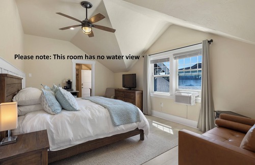 Gig Harbor House | Waterfront Inn