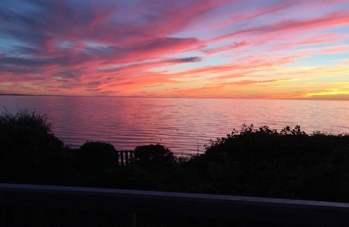 Campground Landing House | WATERFRONT JUST DISCOUNTED - September 2025 Discounted 25% - Book today