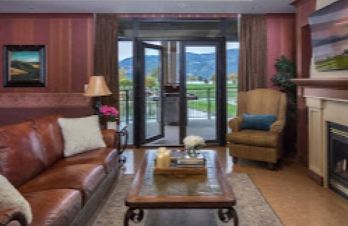 Kelowna Central Business District Resort | Waterfront Kelowna Condo