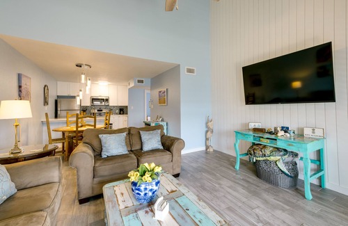 Key Allegro Condo | Waterfront Key Allegro Condo w/Balcony & Pool