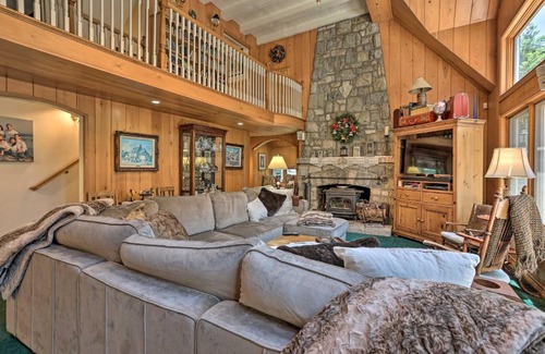 Cedar Glen House | Waterfront Lake Arrowhead Home with View and Game Room