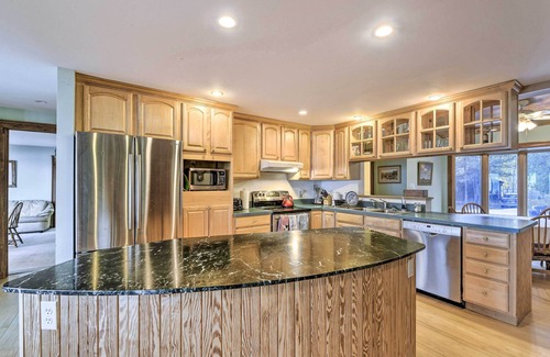 Shelburne House | Waterfront Lake Champlain Vacation Rental!