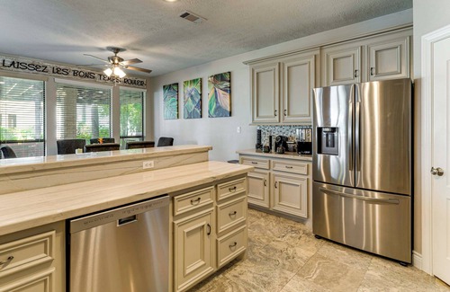 Walden on Lake Conroe House | Waterfront Lake Conroe Home w/Pool Access!