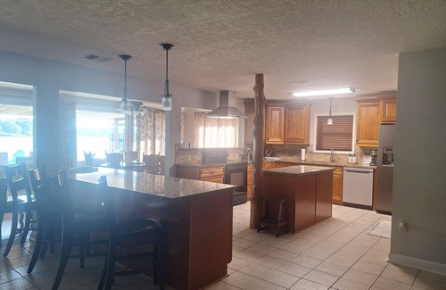 Willis House | Waterfront Lake Conroe w/Boat Launch