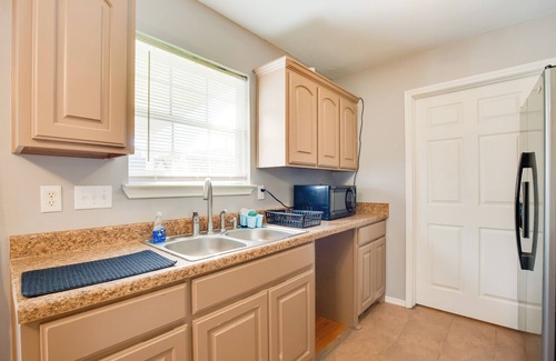 Emory House | Waterfront Lake Fork Getaway w/Dock Access