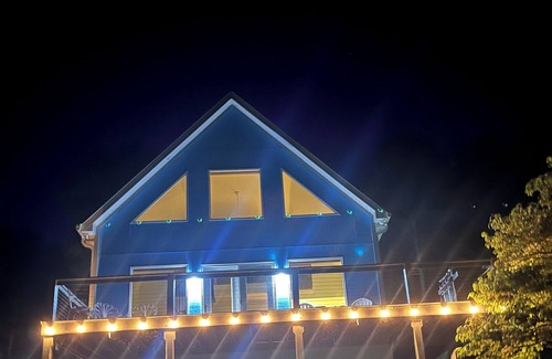 Cross Hill House | Waterfront Lake Greenwood Home