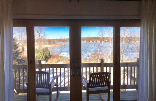 Lake Ripley House | Waterfront Lake Ripley getaway. Kayak, paddleboard and fish from private pier!