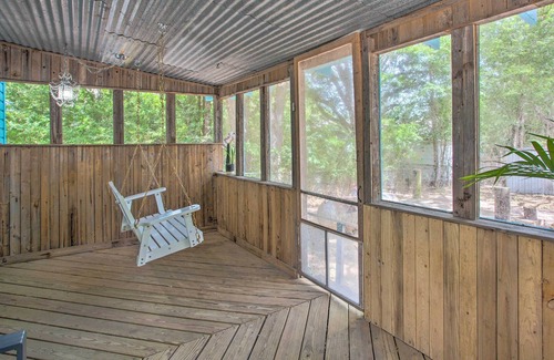 Quinlan House | Waterfront Lake Tawakoni Escape w/ Fire Pit!