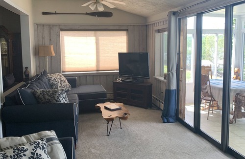 Coventry Lake House | Waterfront Lakehouse with spectacular view!
